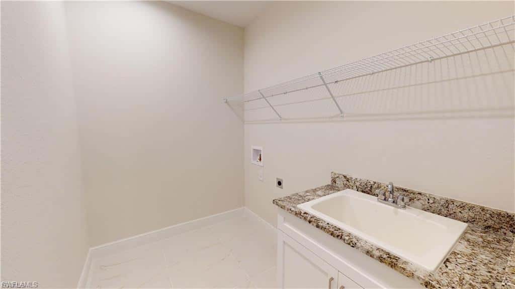 2809 Cape Coral Pkwy, Cape Coral, photo 12