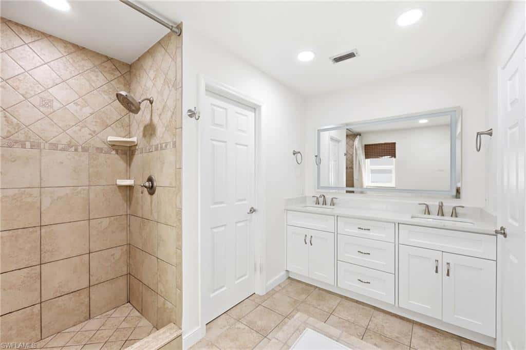 10069 Boca Cir, Naples, photo 13