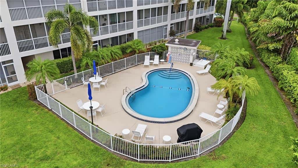 3150 Binnacle Dr #106, Naples, photo 24