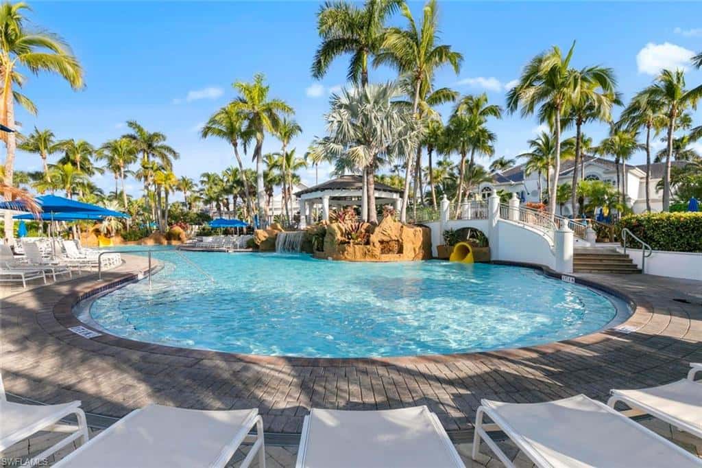 8572 Bellagio Dr, Naples, photo 22