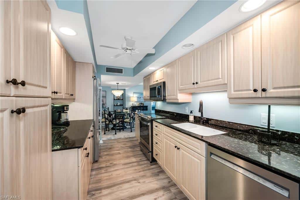 4001 Gulf Shore Blvd #507, Naples, photo 6