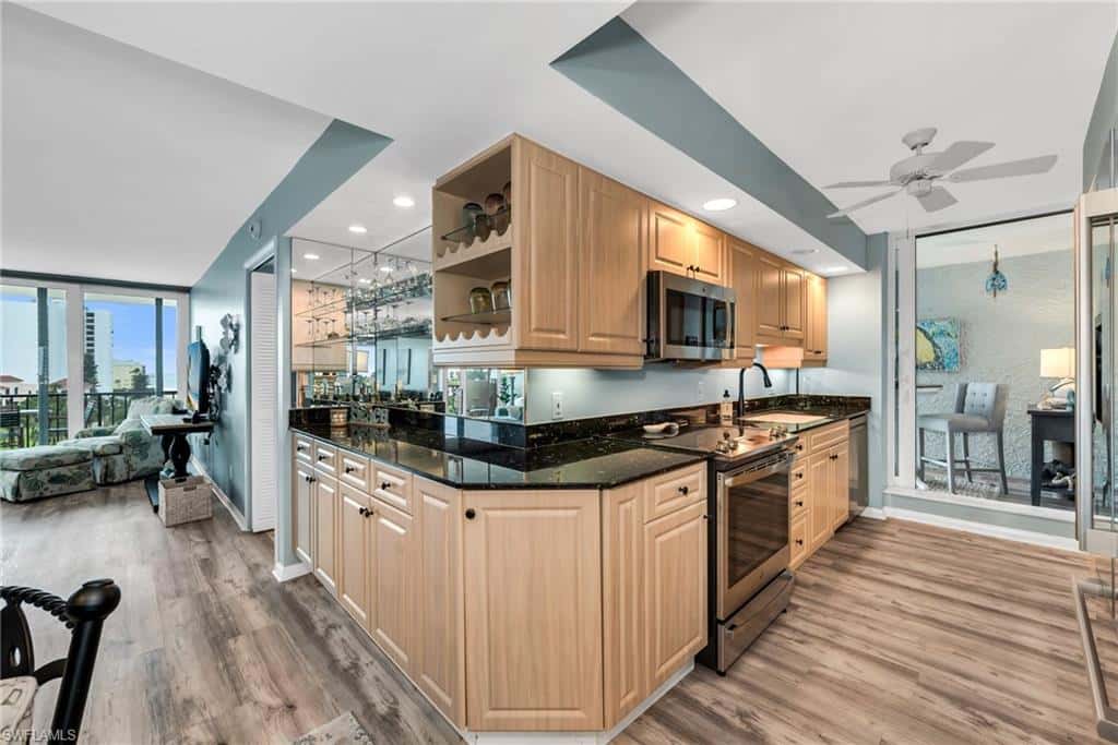 4001 Gulf Shore Blvd #507, Naples, photo 7