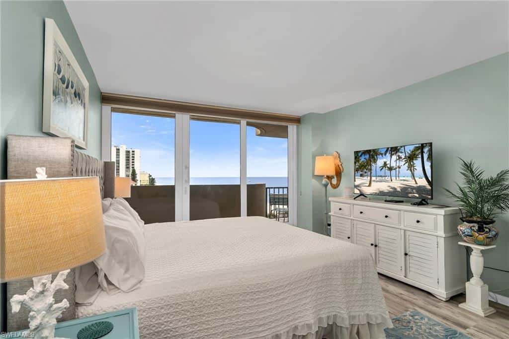4001 Gulf Shore Blvd #507, Naples, photo 11