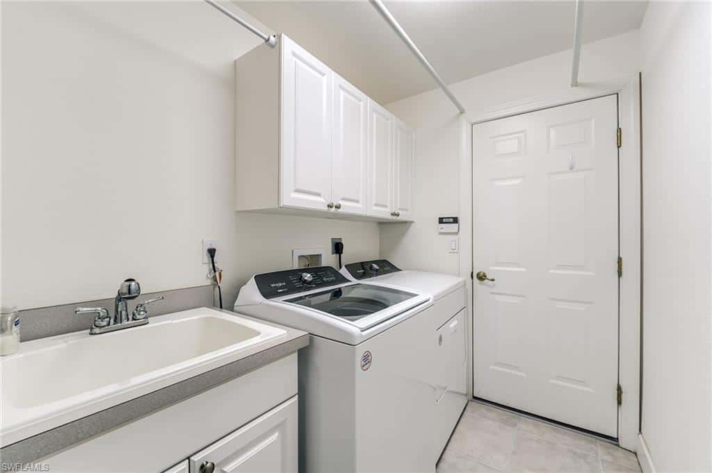 8864 New Castle Dr, Fort Myers, photo 22