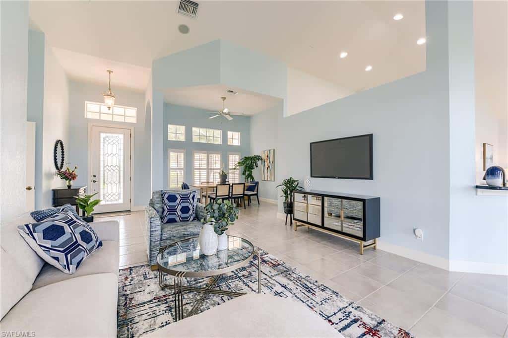 8864 New Castle Dr, Fort Myers, photo 7