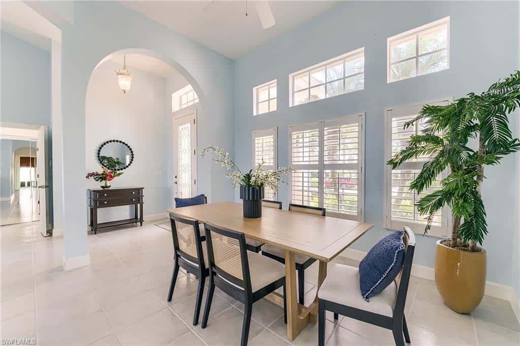 8864 New Castle Dr, Fort Myers, photo 5