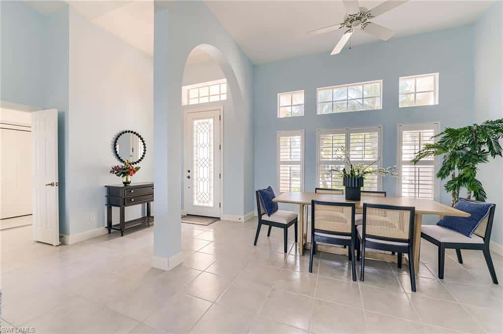 8864 New Castle Dr, Fort Myers, photo 4