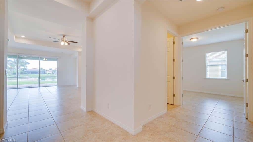 3036 Sunset Pointe Cir, Cape Coral, photo 9