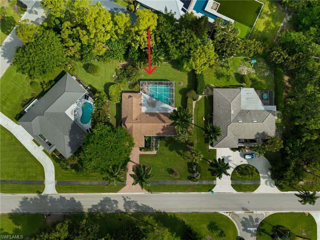 1903 Imperial Golf Co Blvd, Naples, photo 26