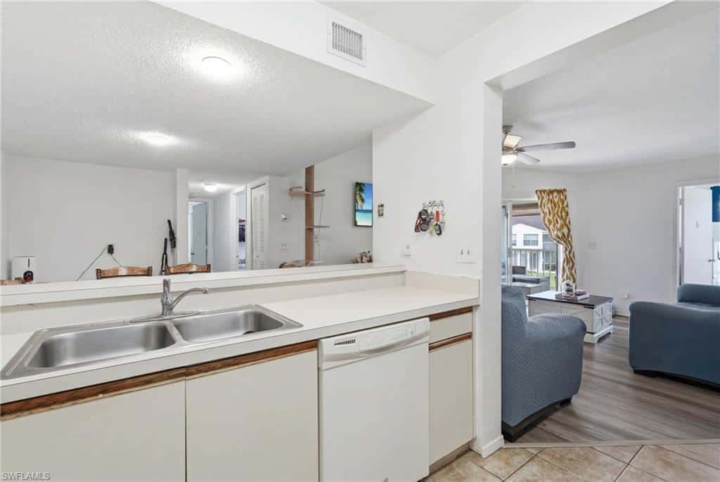 132 Santa Clara Dr #10, Naples, photo 12