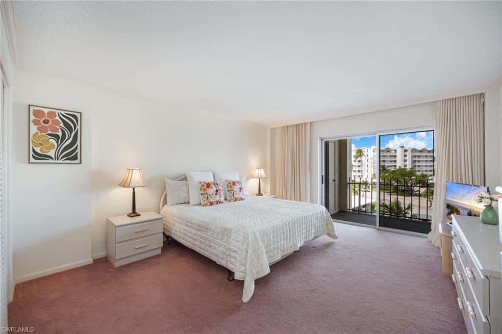 2150 Gulf Shore Blvd #411, Naples, photo 12