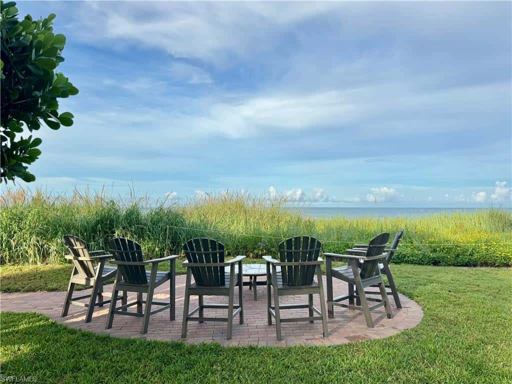 2150 Gulf Shore Blvd #411, Naples, photo 32