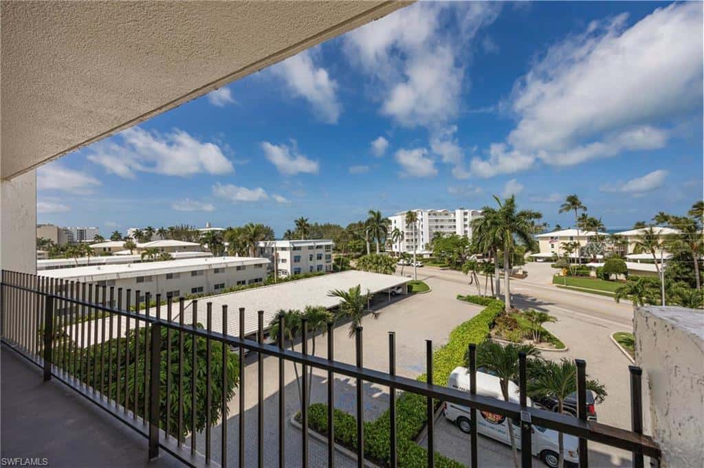 2150 Gulf Shore Blvd #411, Naples, photo 10