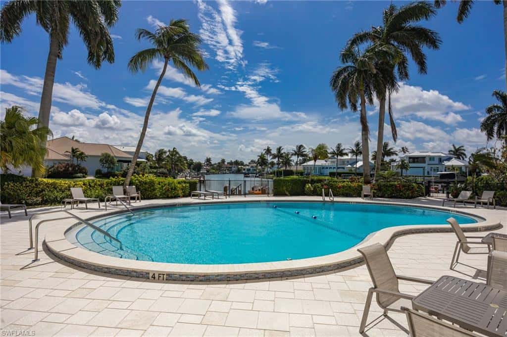 2150 Gulf Shore Blvd #411, Naples, photo 18