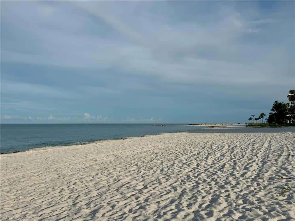 2150 Gulf Shore Blvd #411, Naples, photo 31
