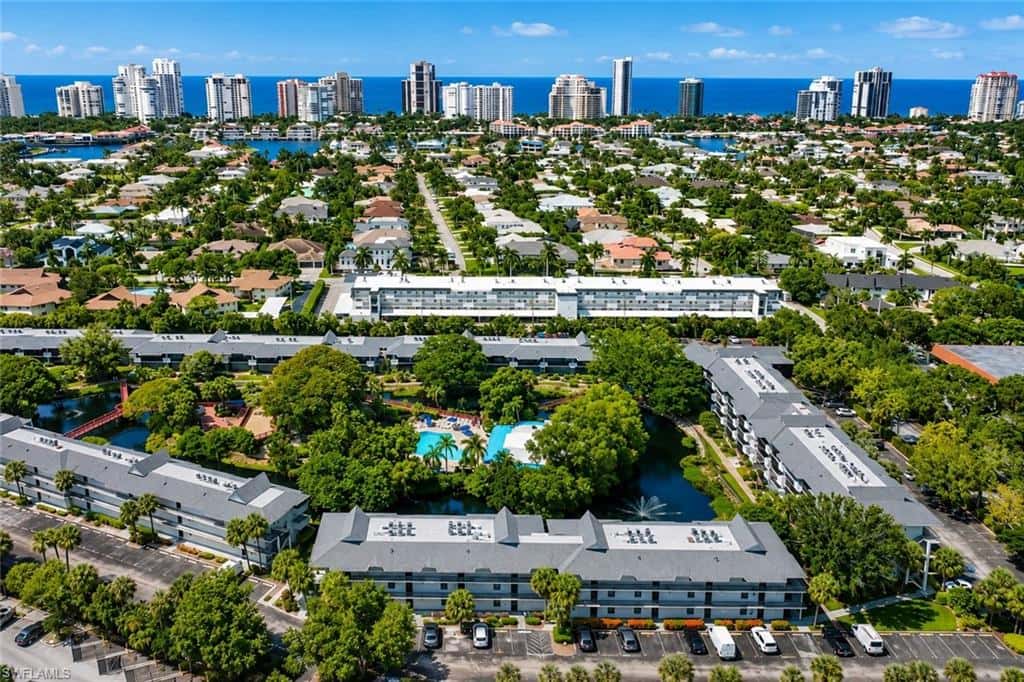 600 Neapolitan Way #449, Naples, photo 37
