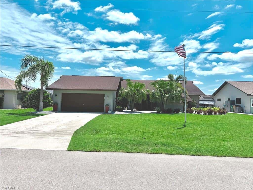 919 20th Ct, Cape Coral, photo 5