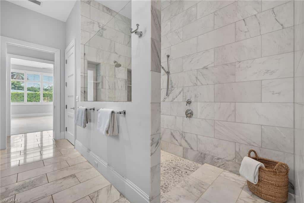 2140 Tarpon Rd, Naples, photo 24