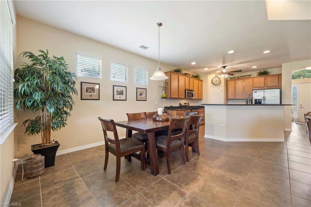2466 Ashbury Cir, Cape Coral, photo 12