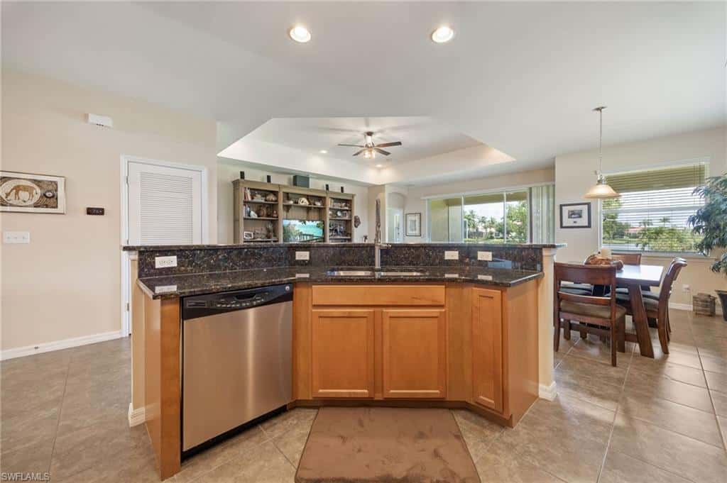2466 Ashbury Cir, Cape Coral, photo 10