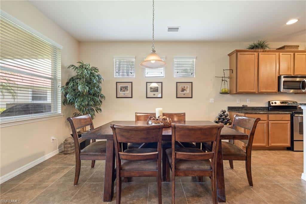 2466 Ashbury Cir, Cape Coral, photo 11