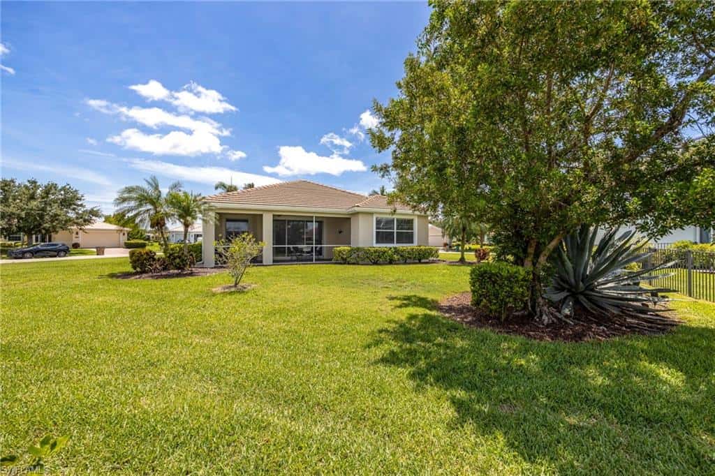 2466 Ashbury Cir, Cape Coral, photo 31