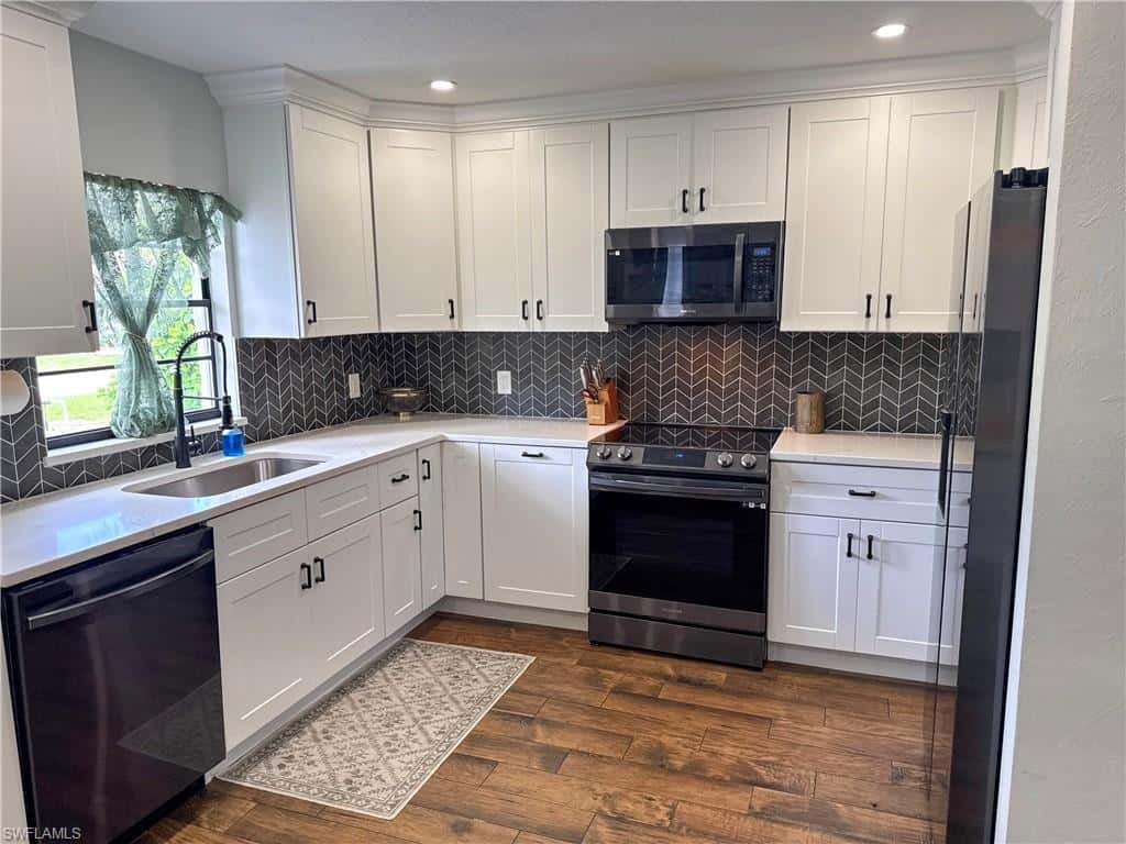 1019 Wyomi Dr, Fort Myers, photo 28