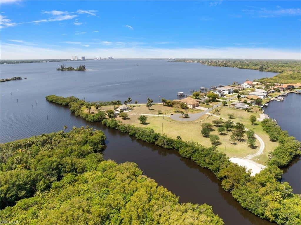 1721 Club House Rd, North Fort Myers, photo 42