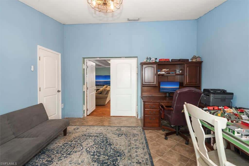 1721 Club House Rd, North Fort Myers, photo 28
