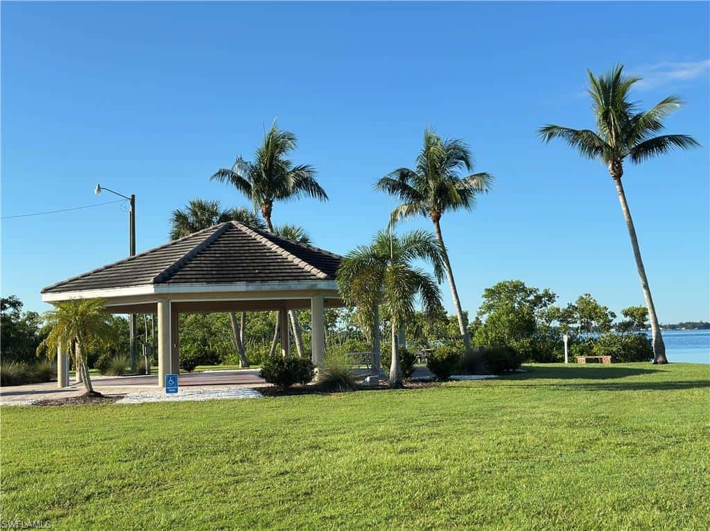 1721 Club House Rd, North Fort Myers, photo 45
