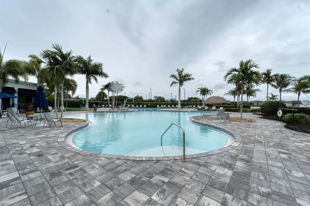 3271 Baravaldo Cir, Cape Coral, photo 47