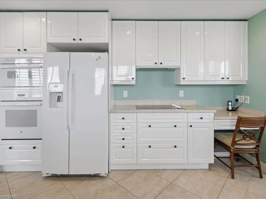 425 Cove Tower Dr #901, Naples, photo 7