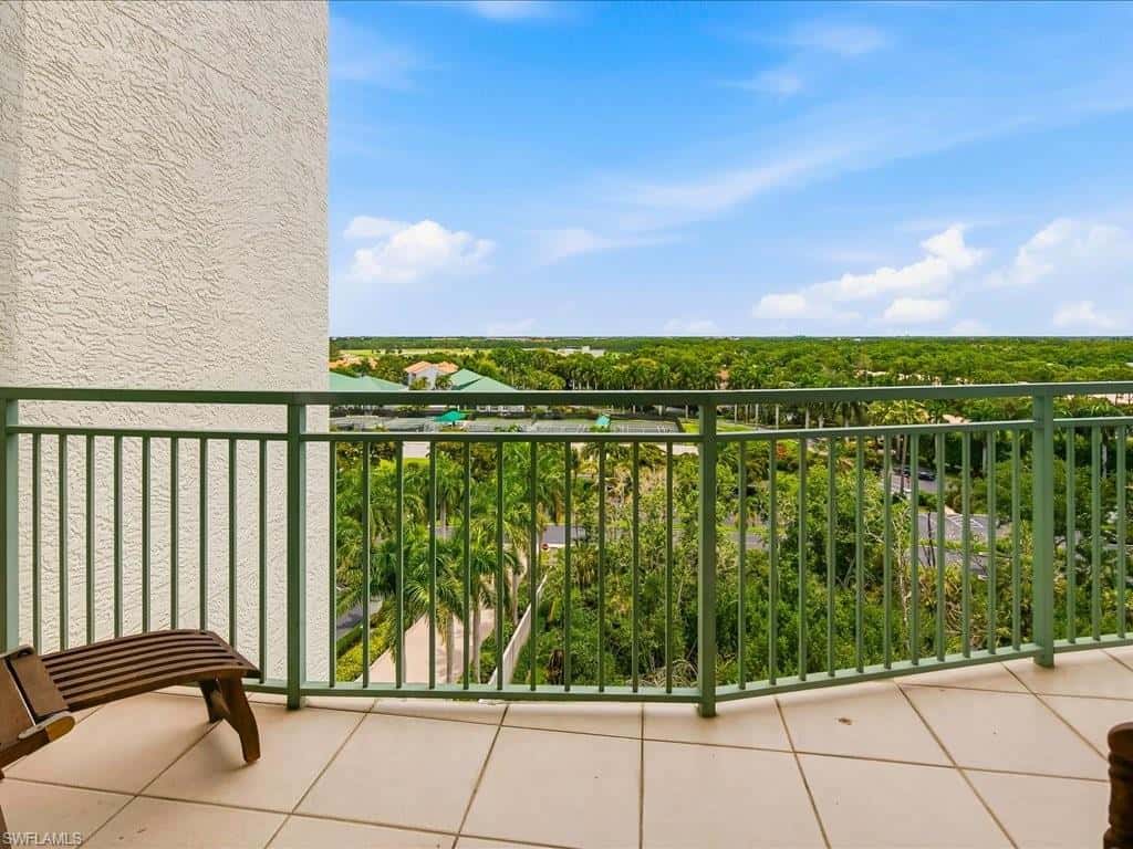 425 Cove Tower Dr #901, Naples, photo 28