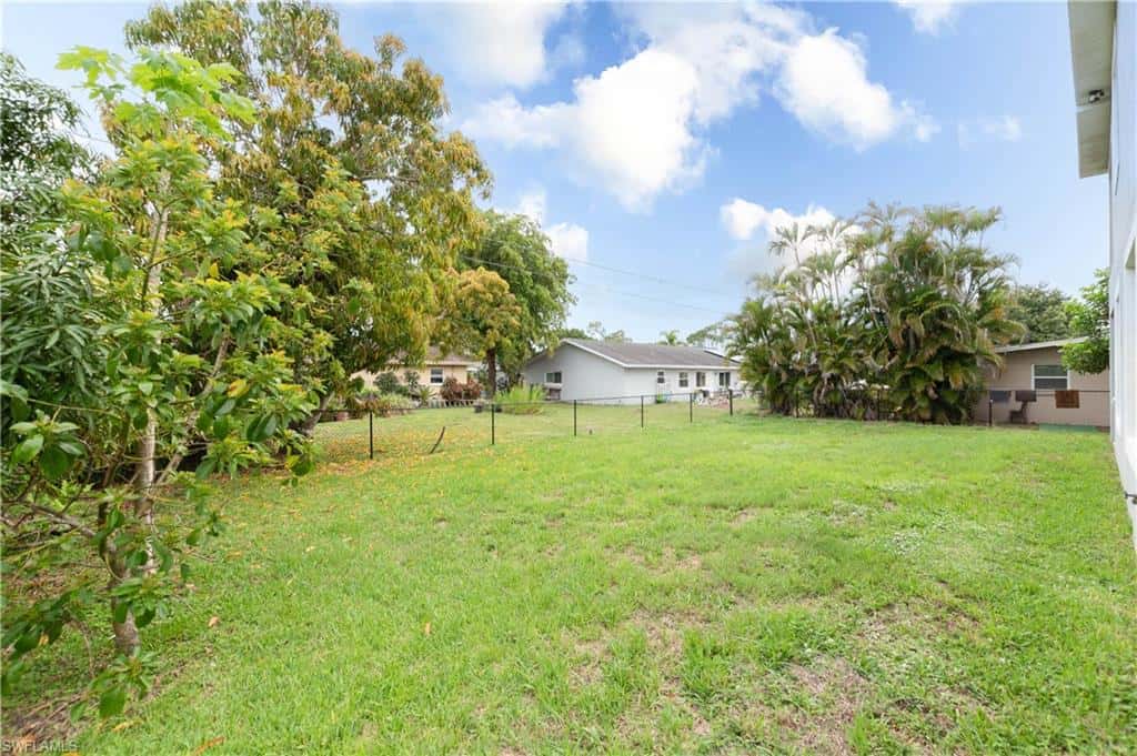 2360 Burton Ave, Fort Myers, photo 21