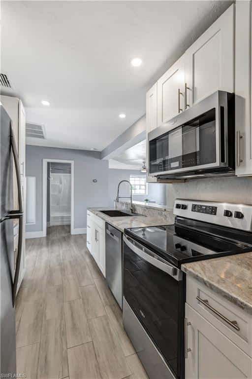 216 Fairweather Ln, Fort Myers Beach, photo 24