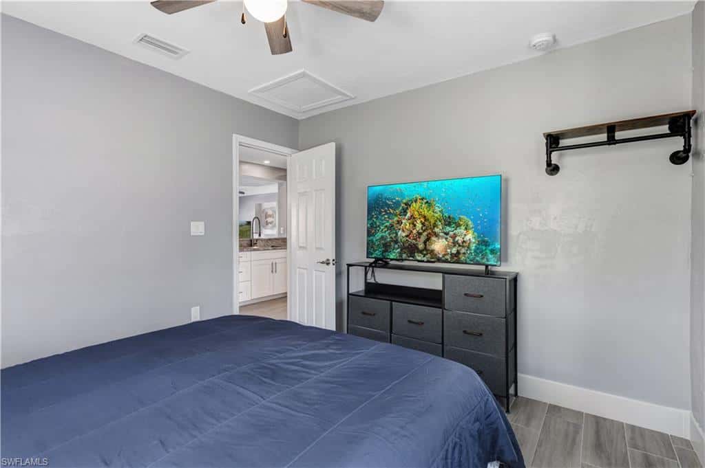 216 Fairweather Ln, Fort Myers Beach, photo 10