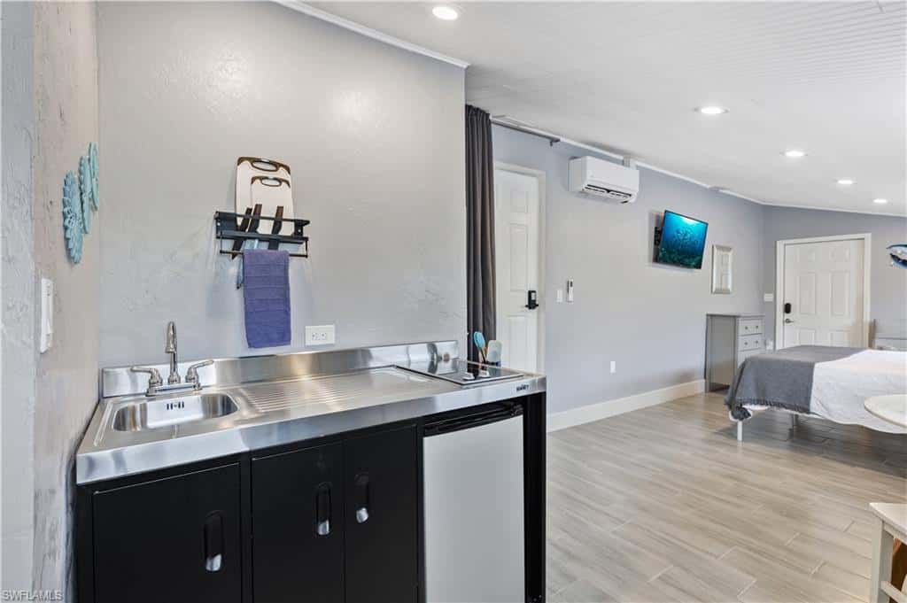 216 Fairweather Ln, Fort Myers Beach, photo 18
