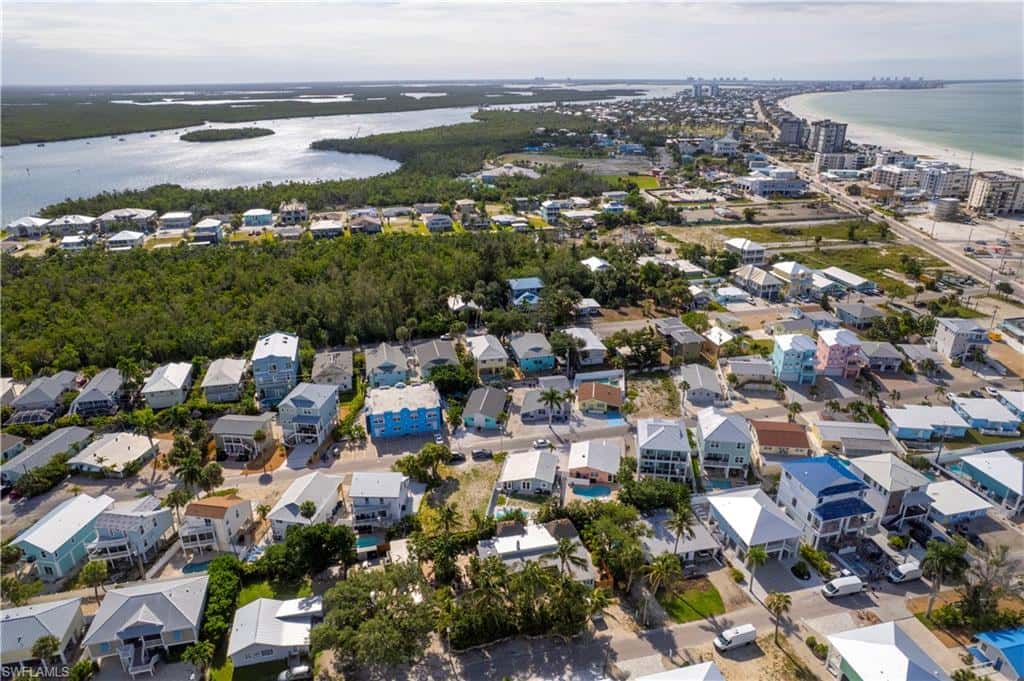 216 Fairweather Ln, Fort Myers Beach, photo 39