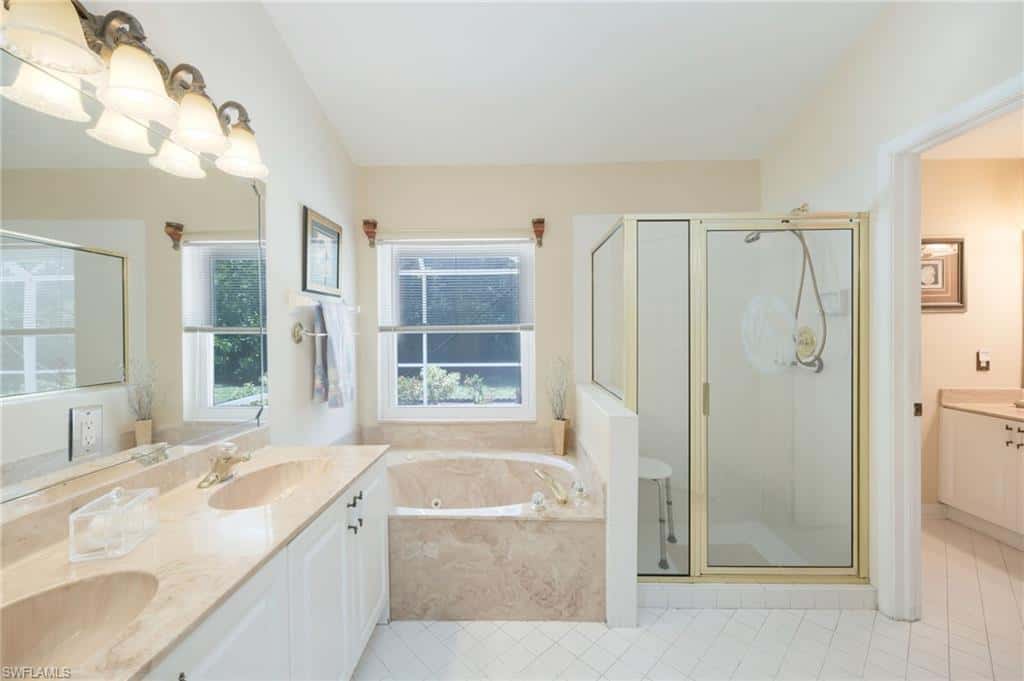 2232 Piccadilly Ct, Naples, photo 20