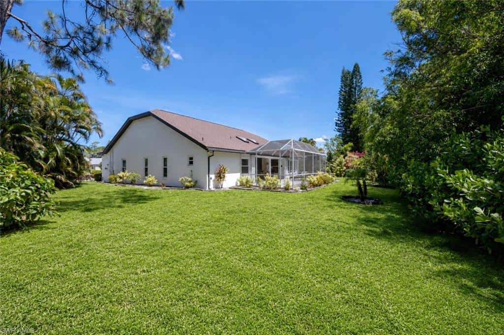 2232 Piccadilly Ct, Naples, photo 24