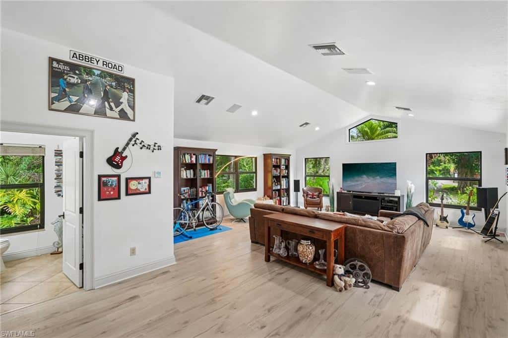 4980 Tamarind Ridge Dr, Naples, photo 9