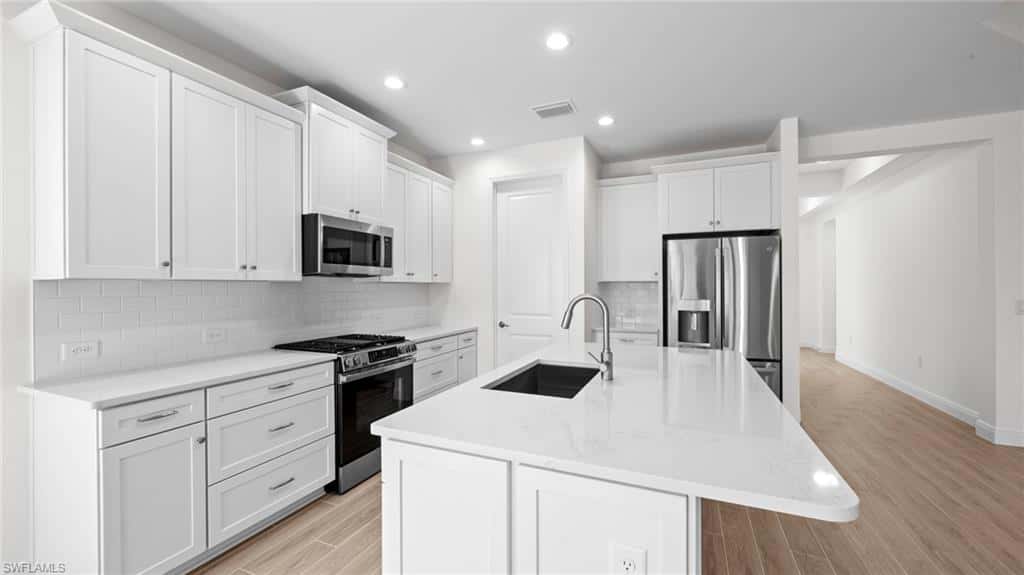 2968 Heritage Pines Dr, Fort Myers, photo 5