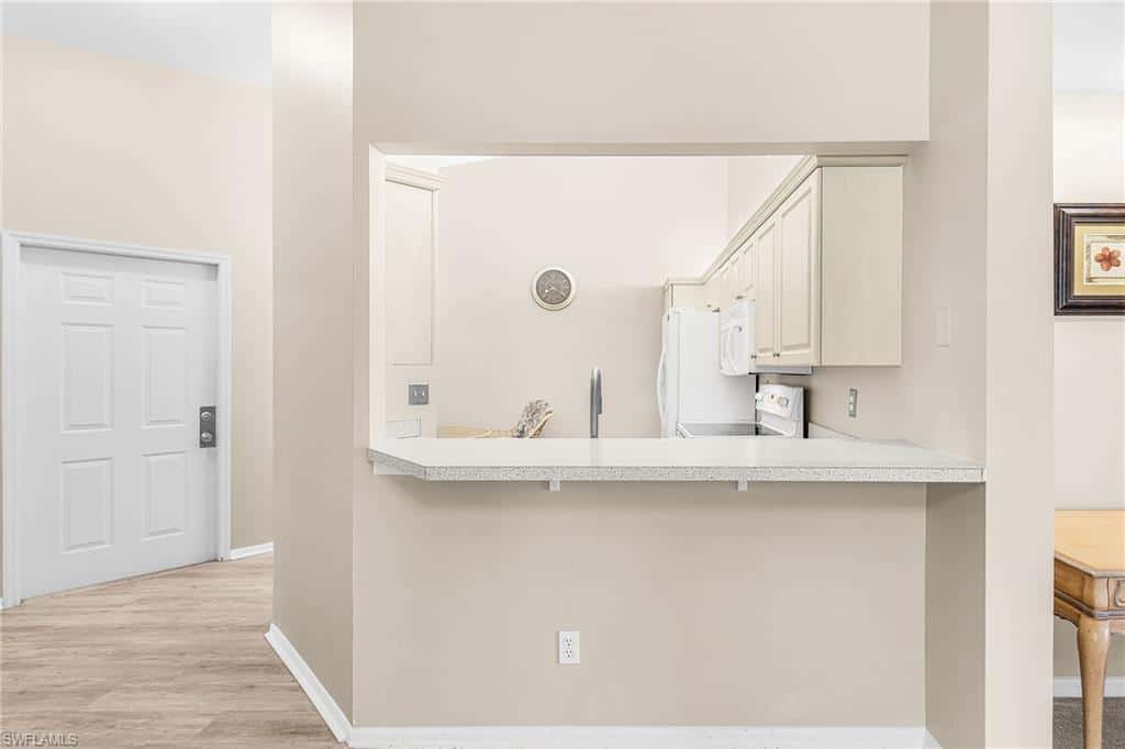 305 Robin Hood Cir #204, Naples, photo 13