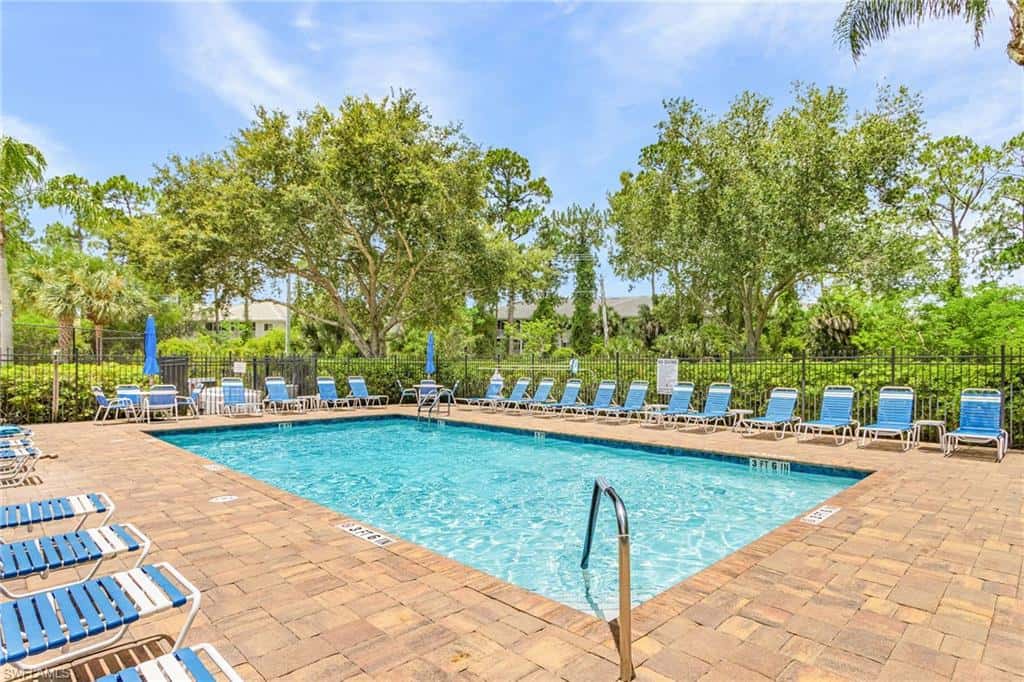 305 Robin Hood Cir #204, Naples, photo 26