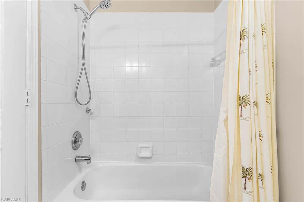 305 Robin Hood Cir #204, Naples, photo 22