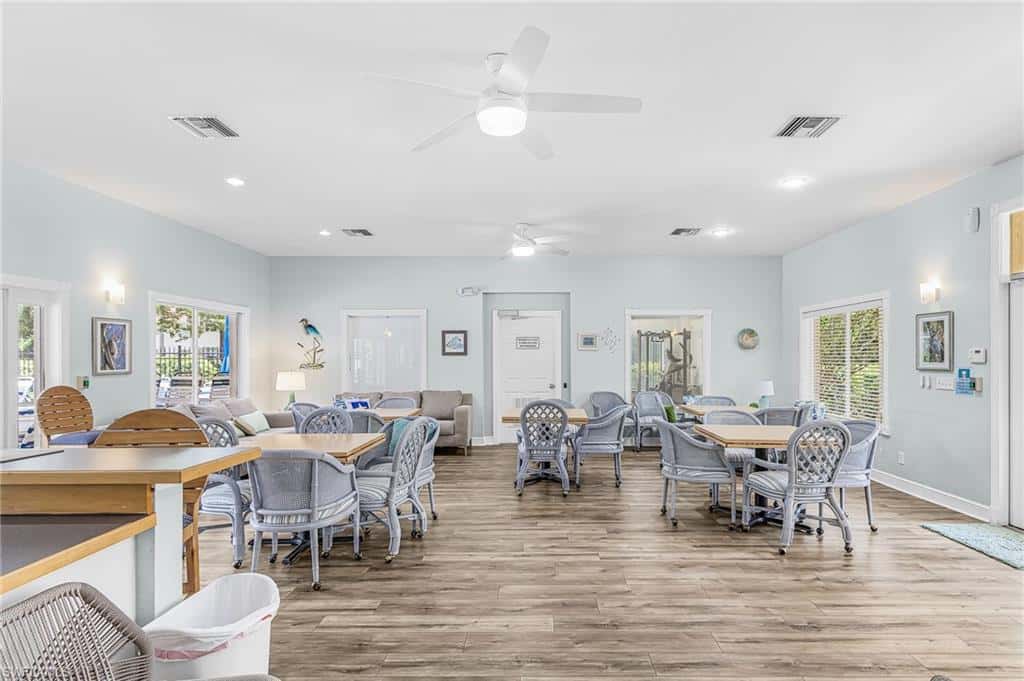305 Robin Hood Cir #204, Naples, photo 33