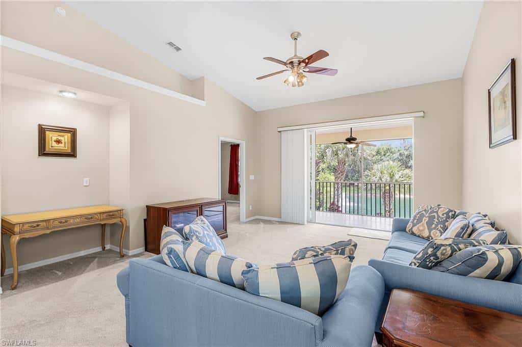 305 Robin Hood Cir #204, Naples, photo 4