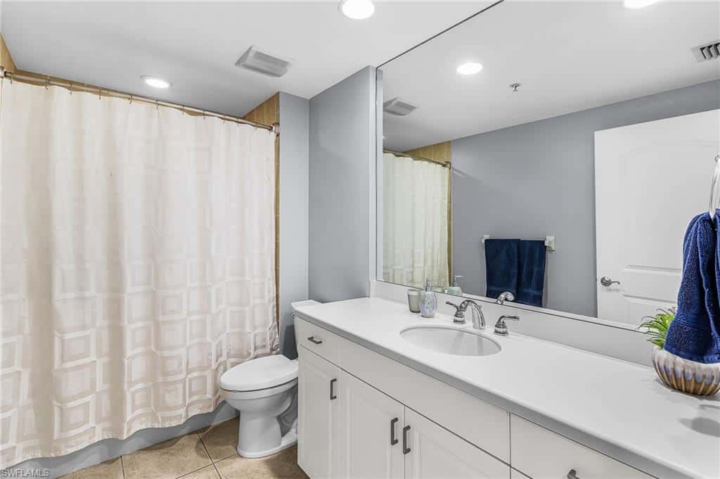 2090 First St #1210, Fort Myers, photo 26