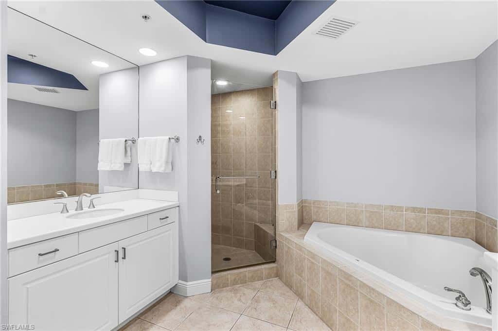 2090 First St #1210, Fort Myers, photo 21
