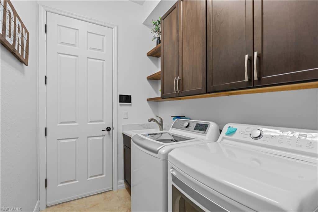 9352 Vercelli Ct, Naples, photo 28